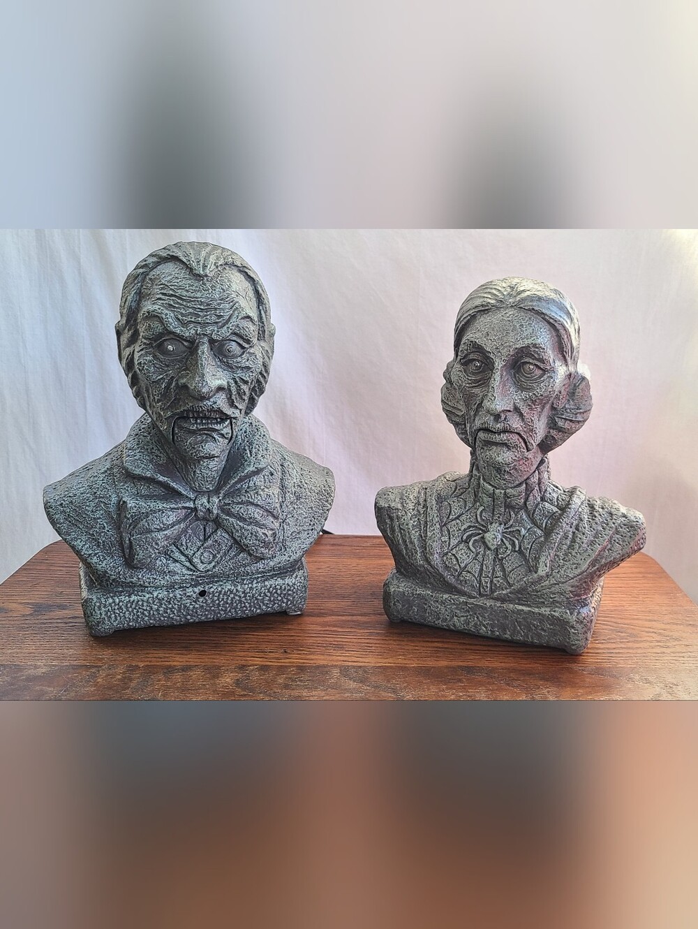 Halloween Magic Power 9" TALKING BUSTS Sound Sensor Hauntd Mansion